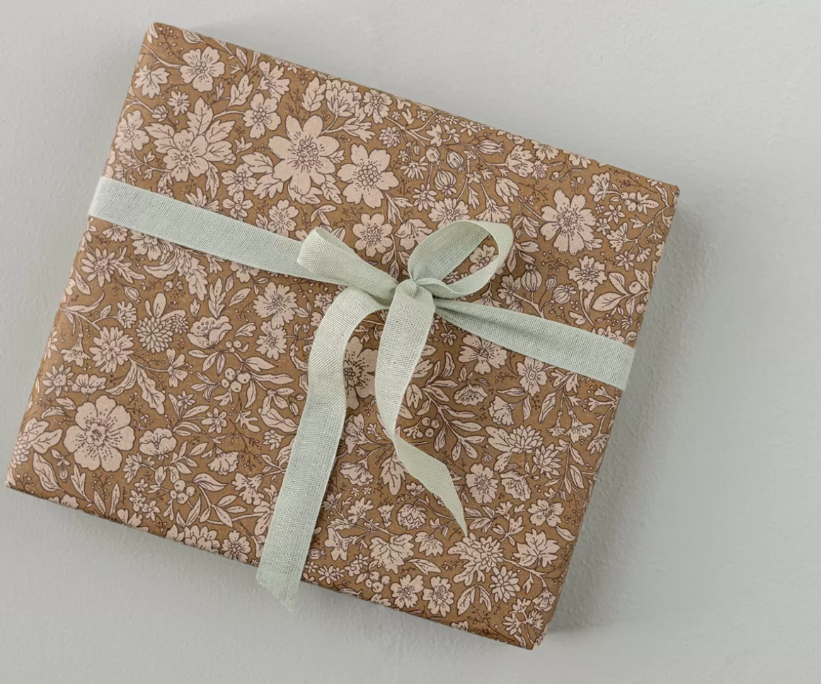 Maileg Gift wrap, Blossom ocher - 10 m Fashion