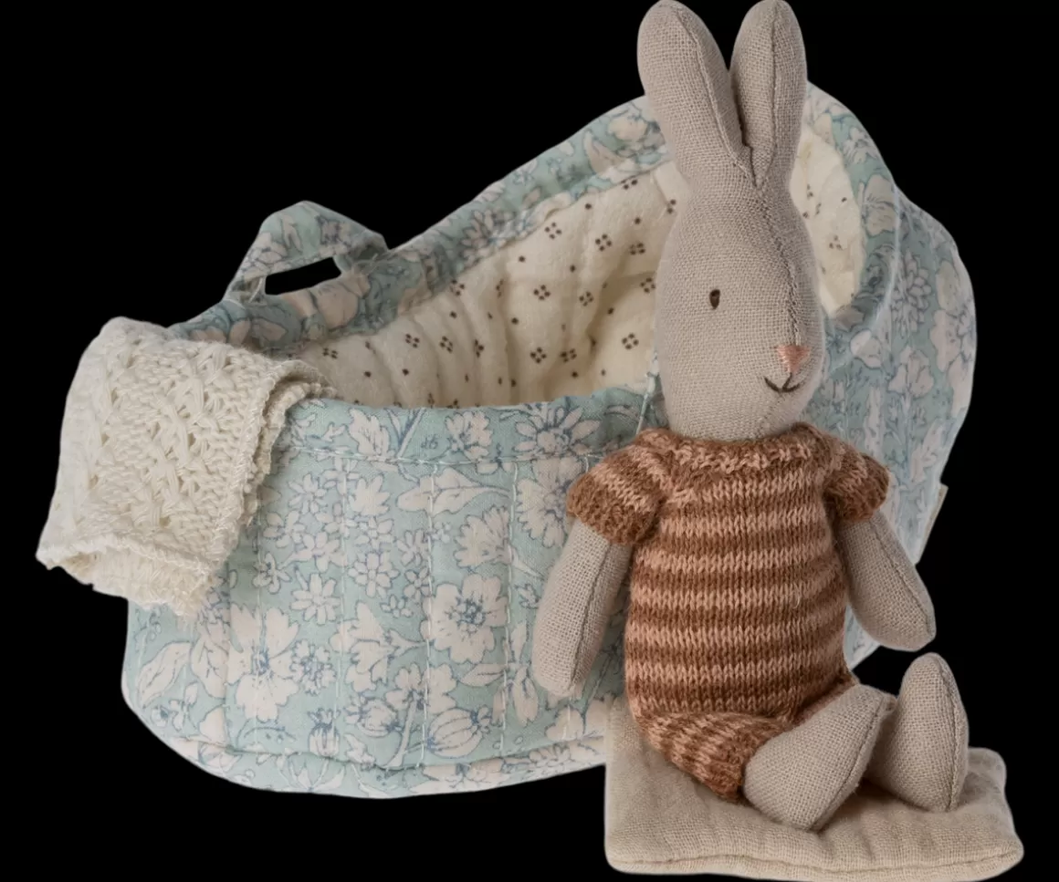 Maileg Rabbit in carry cot, Micro - Marron/Dark powder Fashion